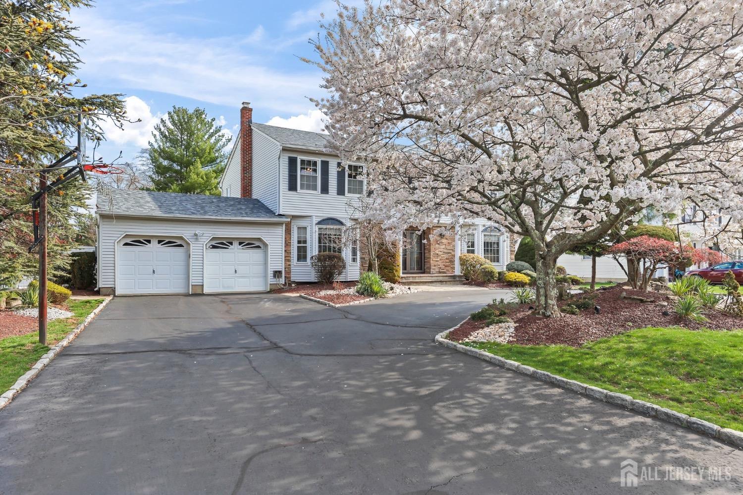56 Ivanhoe Drive, Manalapan, New Jersey image 3