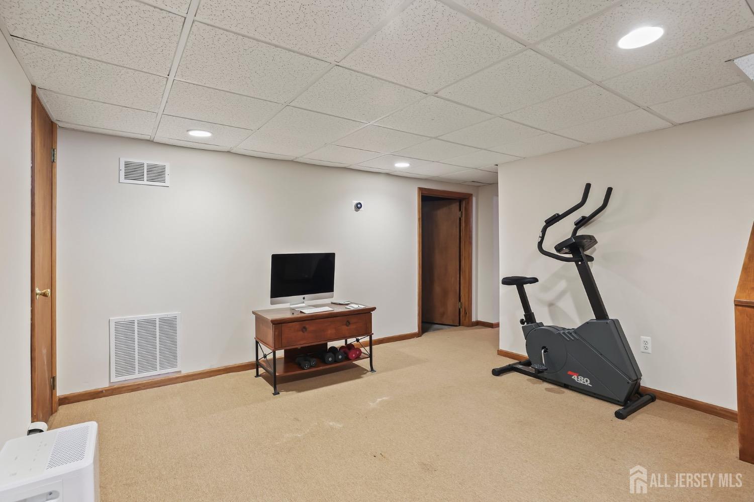 56 Ivanhoe Drive, Manalapan, New Jersey image 32