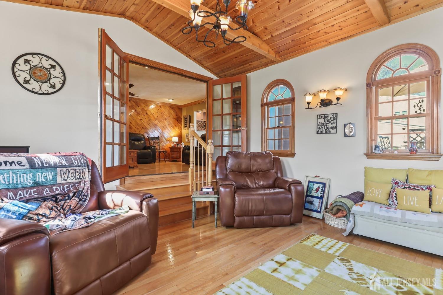 56 Ivanhoe Drive, Manalapan, New Jersey image 29