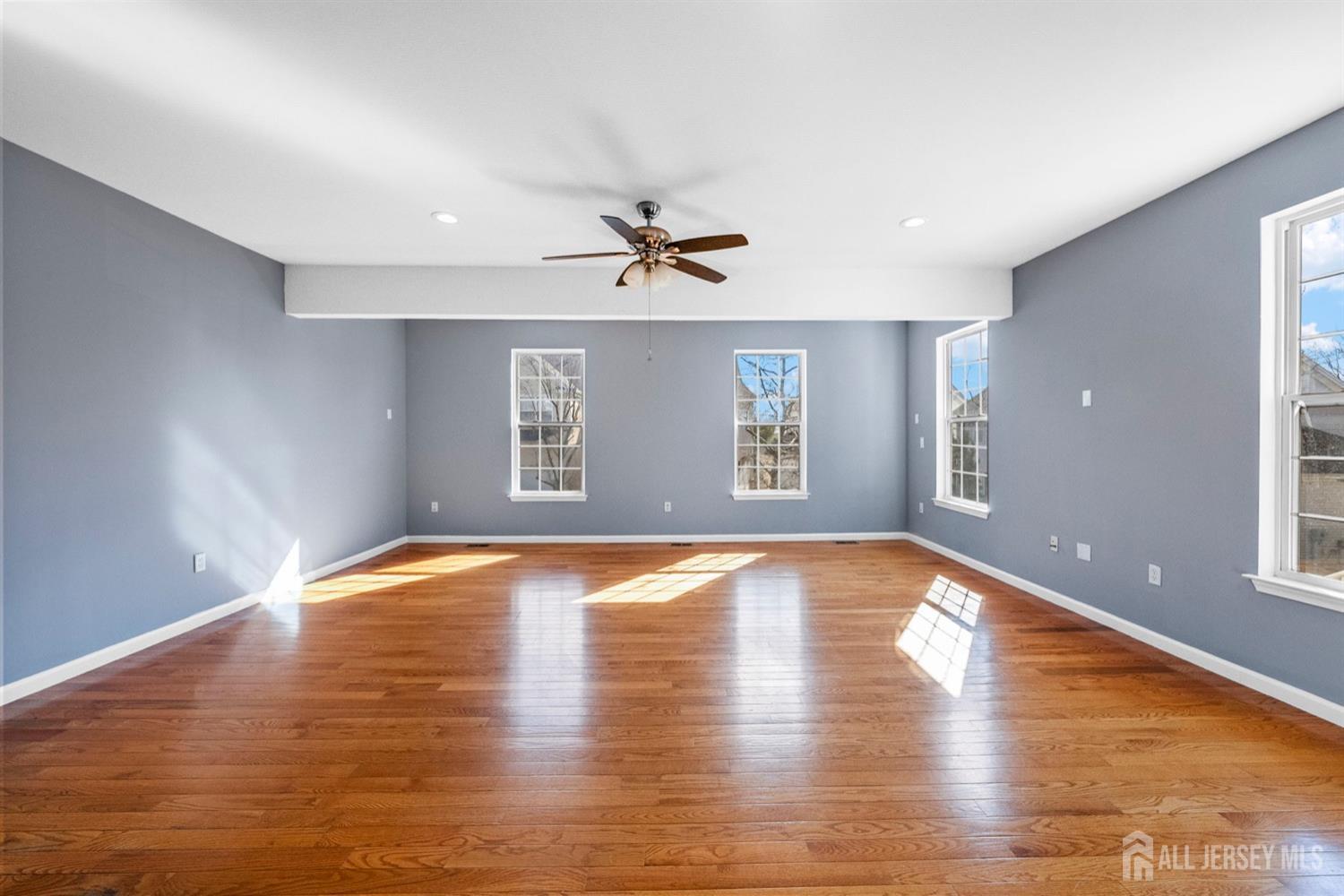 122 Overhill Drive, Sayreville, New Jersey image 19