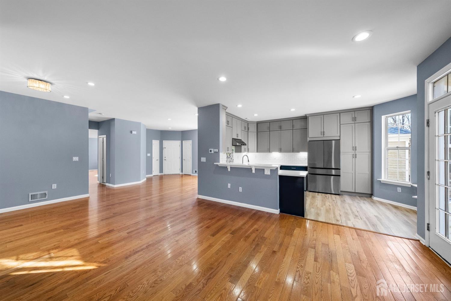122 Overhill Drive, Sayreville, New Jersey image 11
