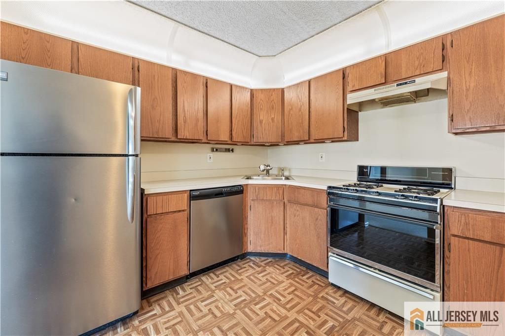 81 Fisher Drive #2503, Franklin, New Jersey image 14
