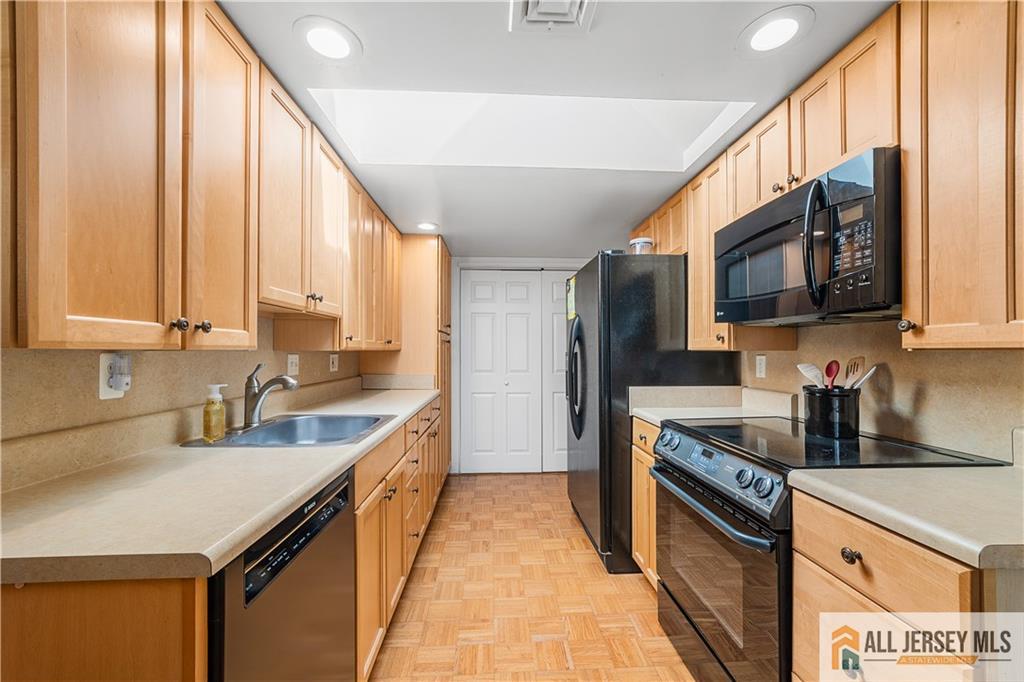 33 Haddon Road #33A, Monroe Township, New Jersey image 11