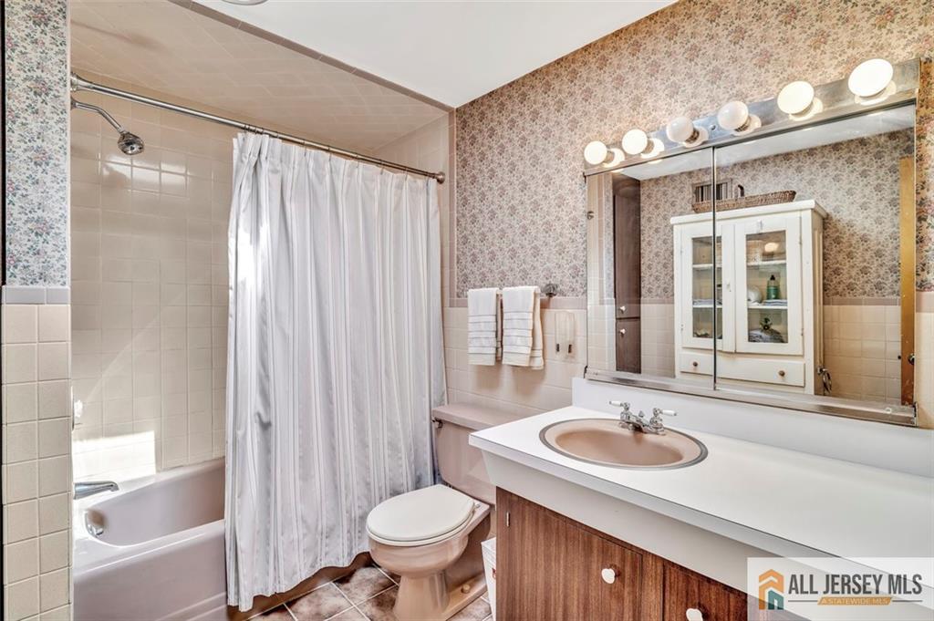 2 Snapper Avenue, South River, New Jersey image 19