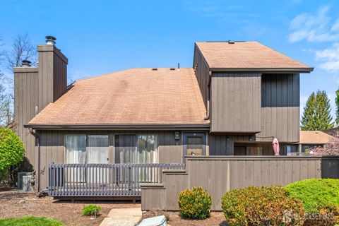 Condo For Sale - 544 Westgate Drive<br/> Middlesex County, Edison, NJ 08820