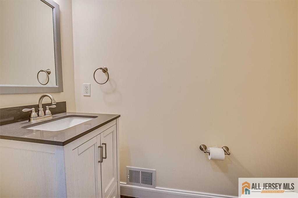 31 Orchid Drive, Plainsboro, New Jersey image 27