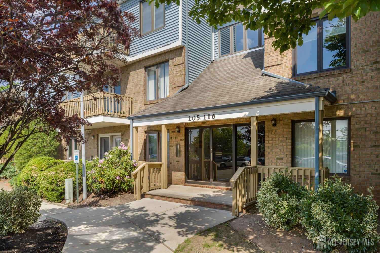 116 Peach Street