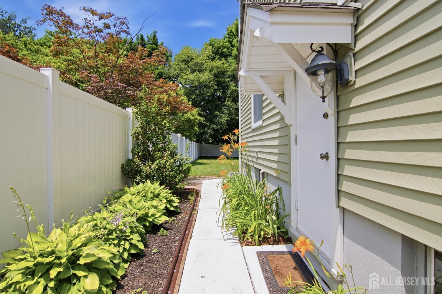 226 1st Street