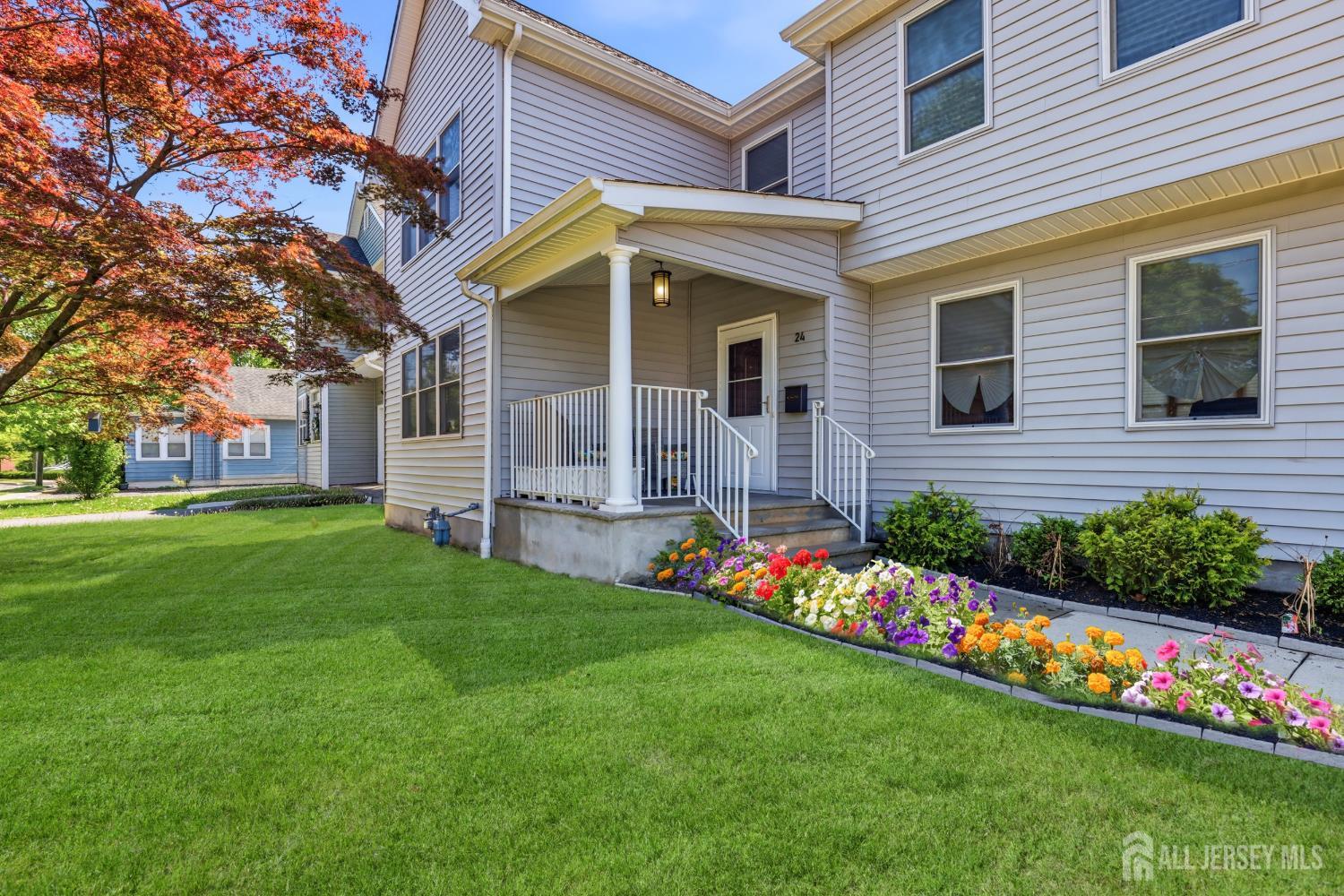 24 Campbell Avenue