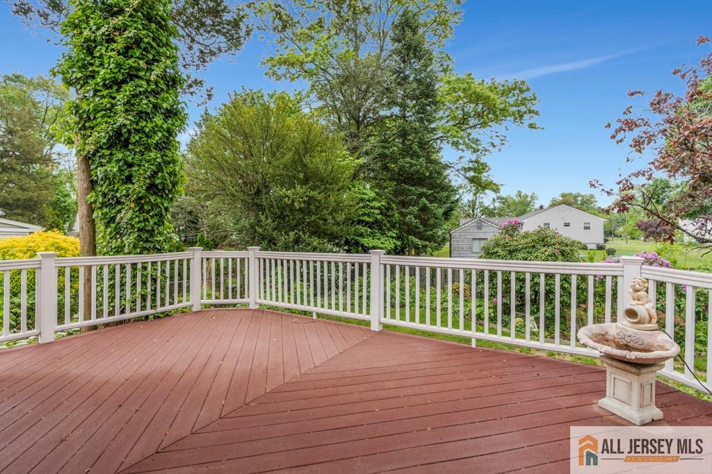 10 Lauri Lane, Middlesex, New Jersey image 28
