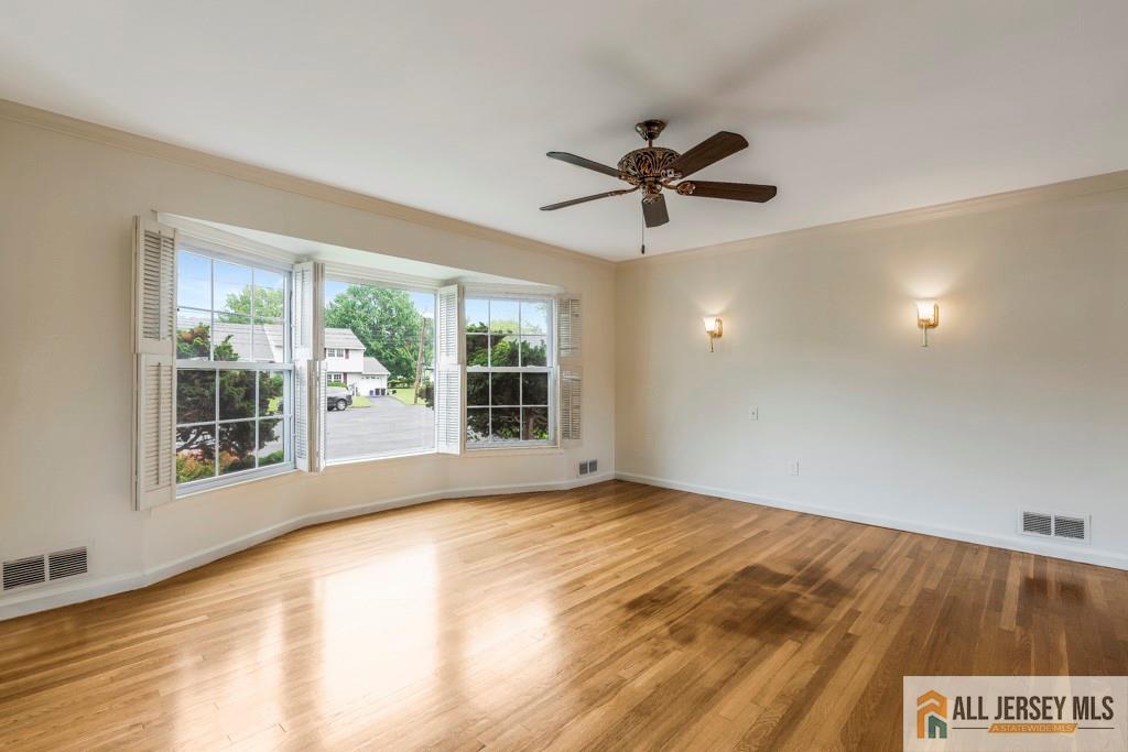10 Lauri Lane, Middlesex, New Jersey image 19
