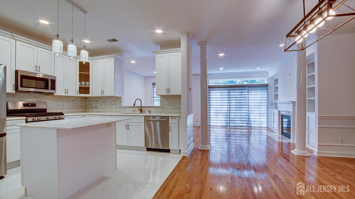 118 S Shore Drive