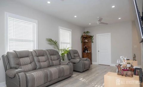 Homes For Sale - 118 Holly Street<br/> Port Reading, NJ 07064