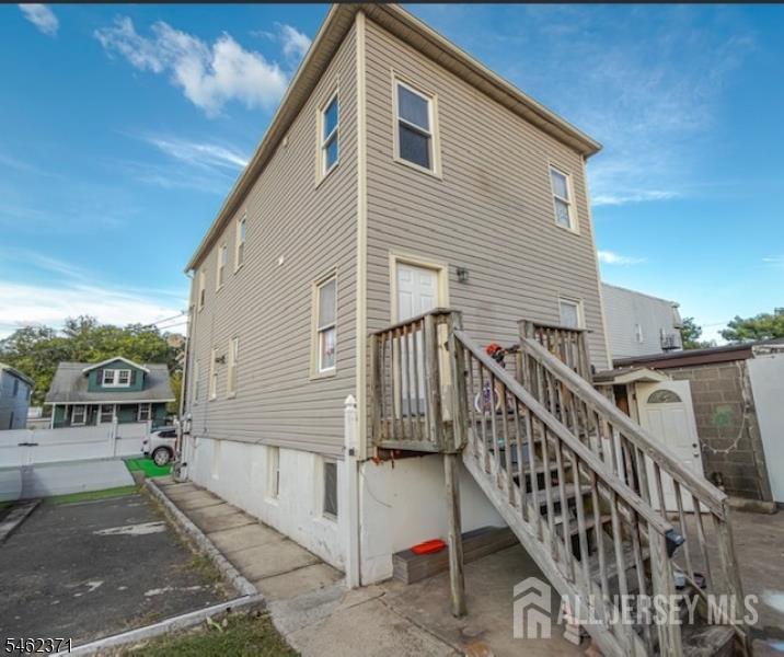 511 Harrison Place