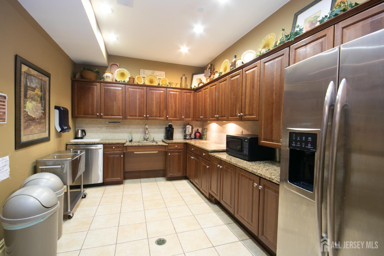 East Brunswick, New Jersey 08816, United States, 2 Bedrooms Bedrooms, ,2 BathroomsBathrooms,Residential,Coming Soon,177476