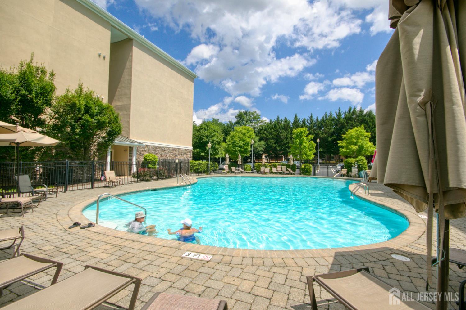 East Brunswick, New Jersey 08816, United States, 2 Bedrooms Bedrooms, ,2 BathroomsBathrooms,Residential,Coming Soon,177476