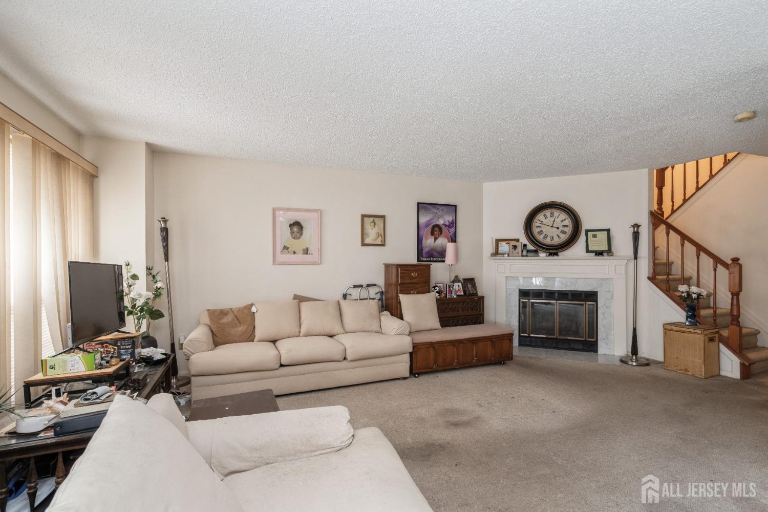 43 Howard Court, Newark, New Jersey image 5