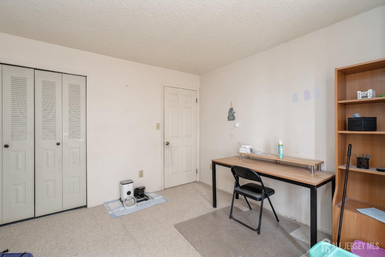 43 Howard Court, Newark, New Jersey image 10