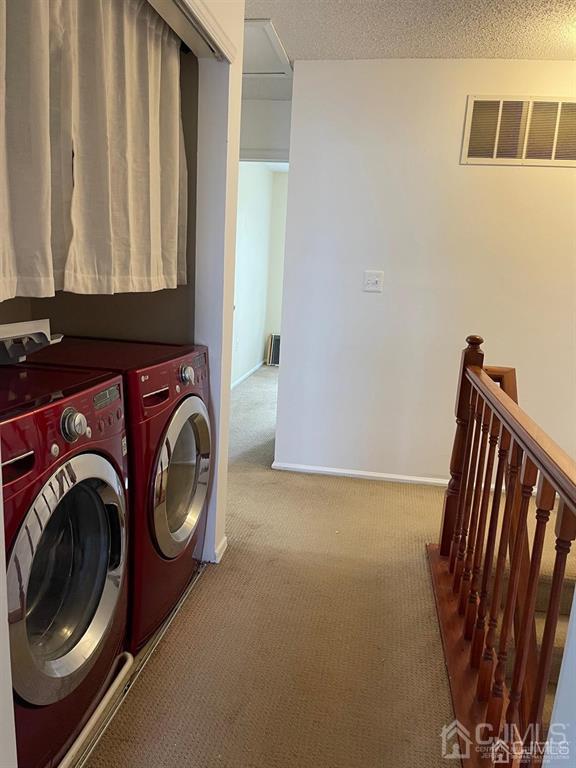 North Brunswick, New Jersey 08902, United States, 3 Bedrooms Bedrooms, ,3 BathroomsBathrooms,Residential,Active,119511