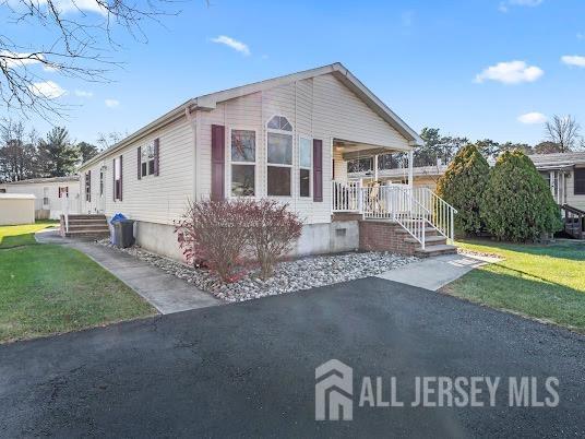 13 Sheryl Court, Spotswood, New Jersey image 2