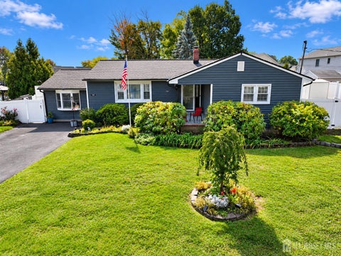Homes For Sale - 166 Burlington Avenue<br/> Middlesex County, Spotswood, NJ 08884