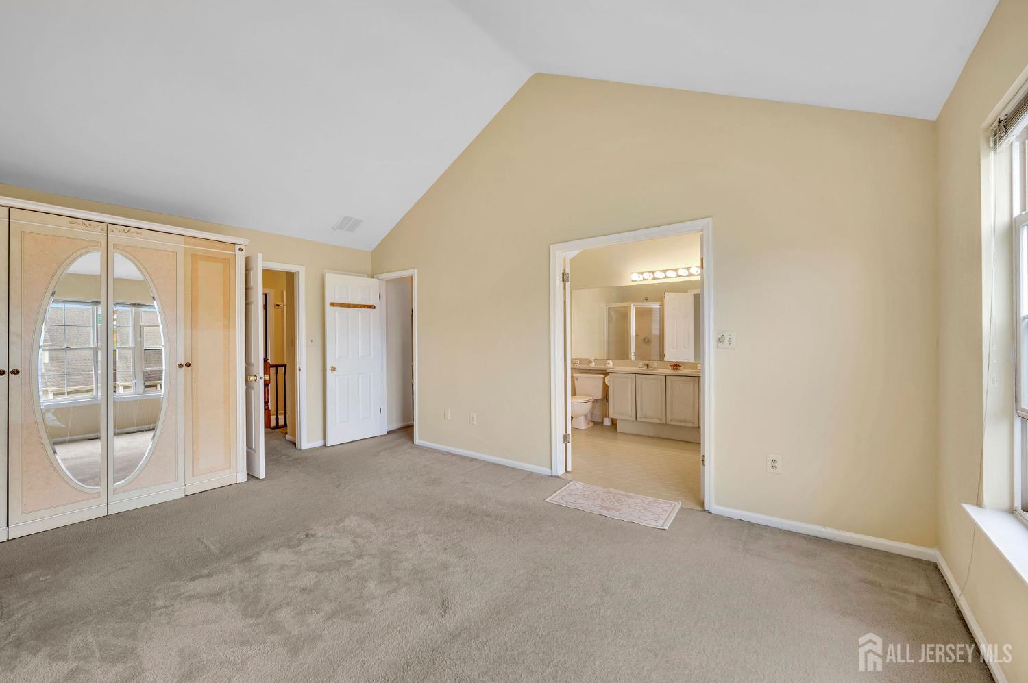 8 Raleigh Way, Franklin, New Jersey image 17