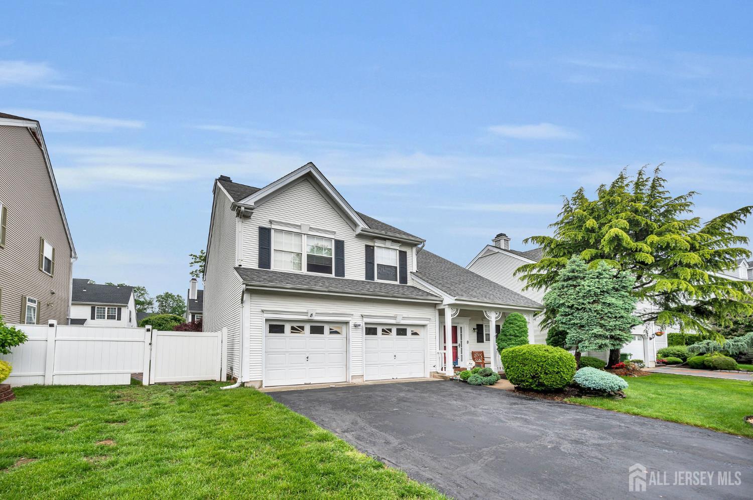 8 Raleigh Way, Franklin, New Jersey image 2
