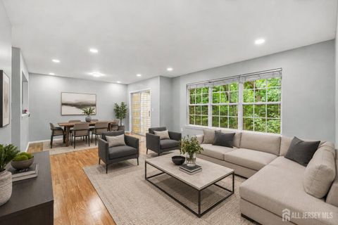 Condo For Sale - 259 Retta Court<br/> Piscataway, NJ 08854