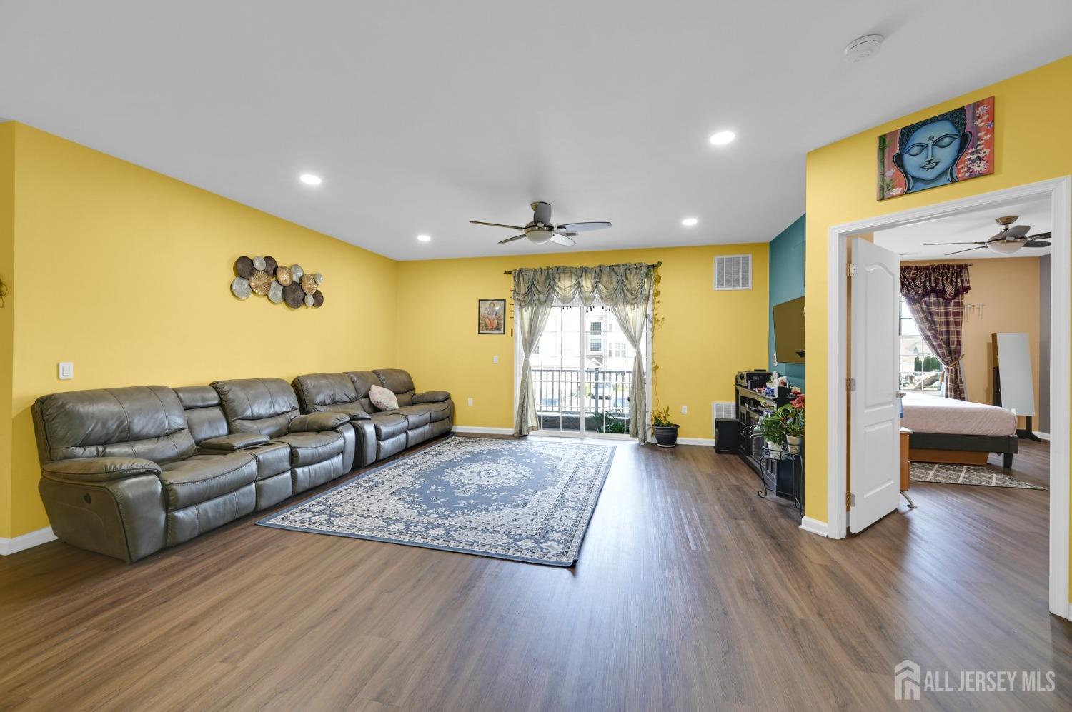 2022 Edward Stec Boulevard, Edison, New Jersey image 6