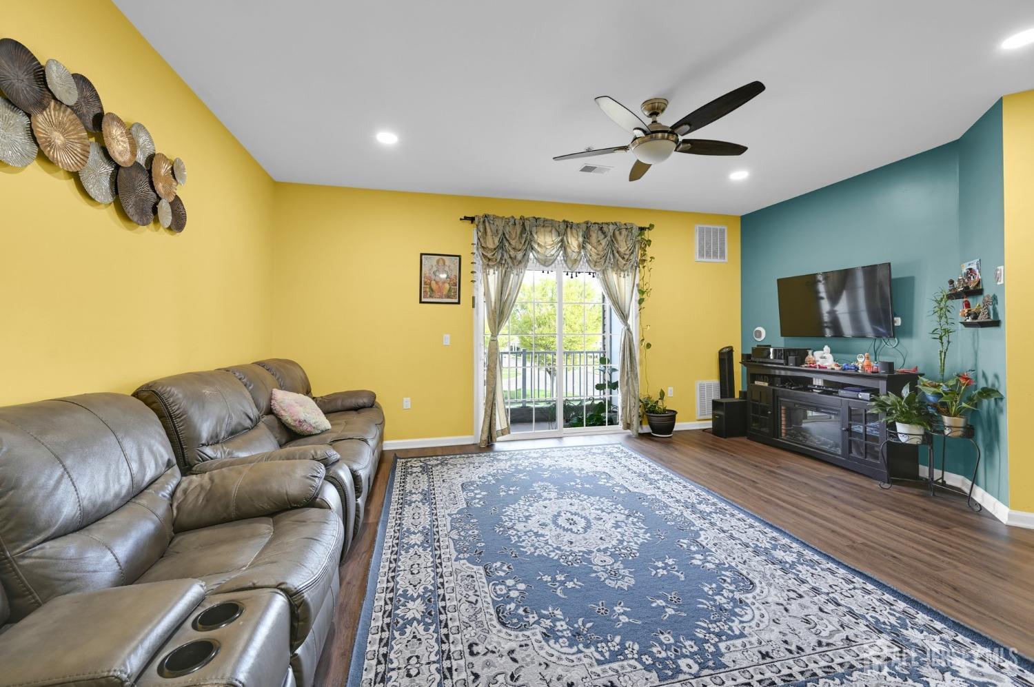 2022 Edward Stec Boulevard, Edison, New Jersey image 7