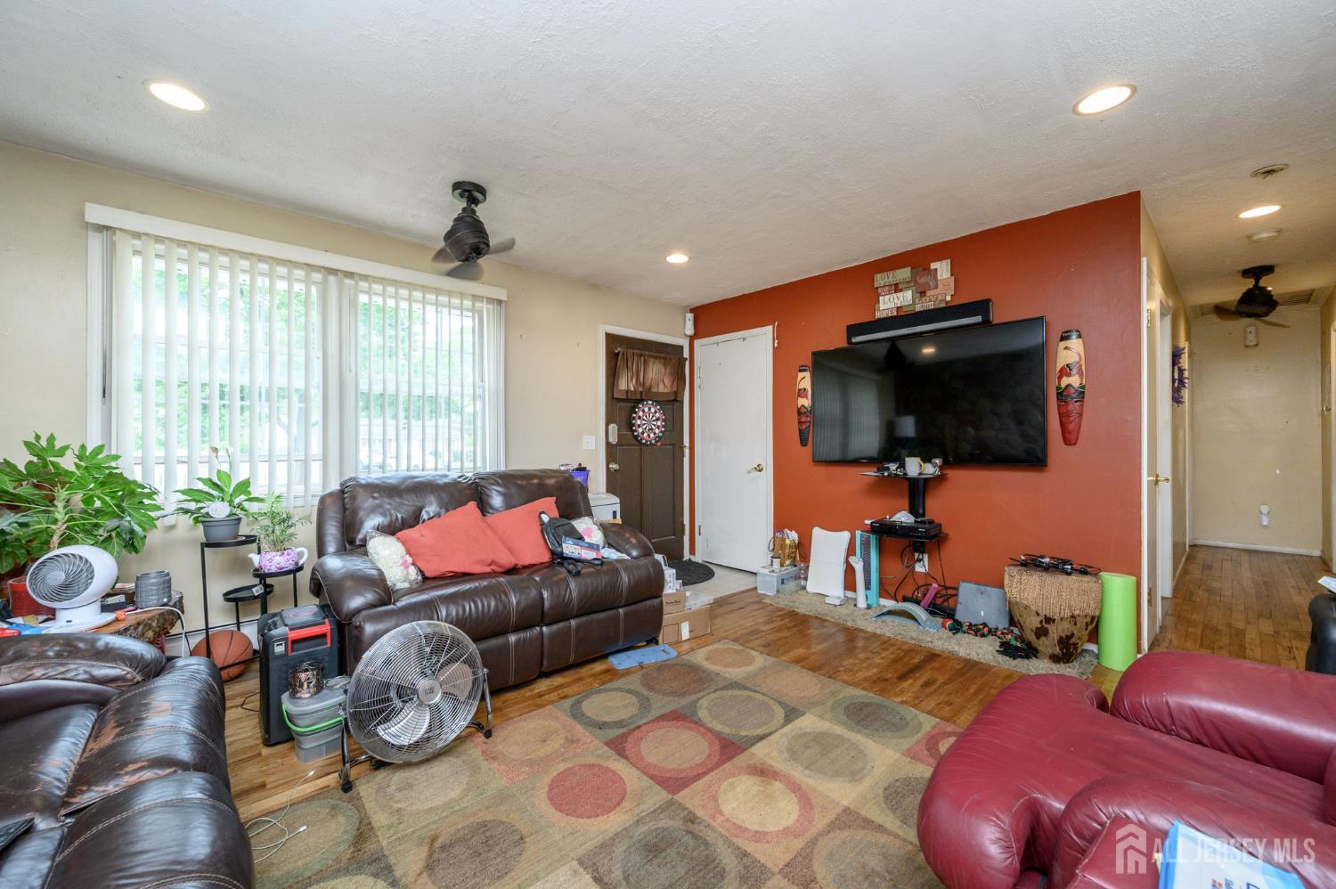 47 Brandywine Circle, Piscataway, New Jersey image 6