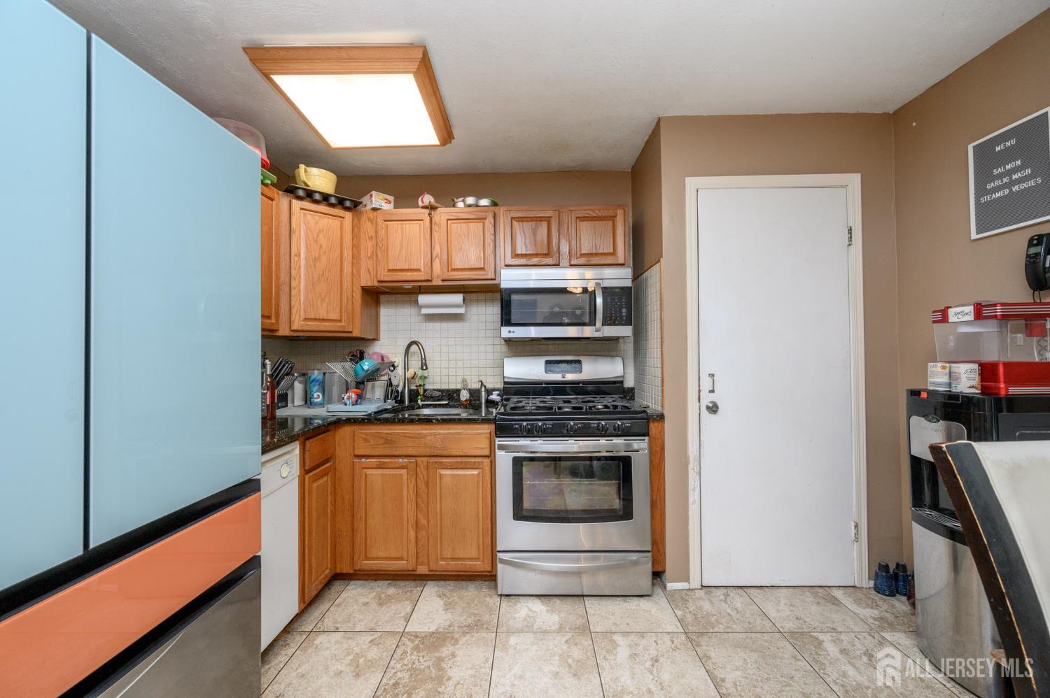 47 Brandywine Circle, Piscataway, New Jersey image 8
