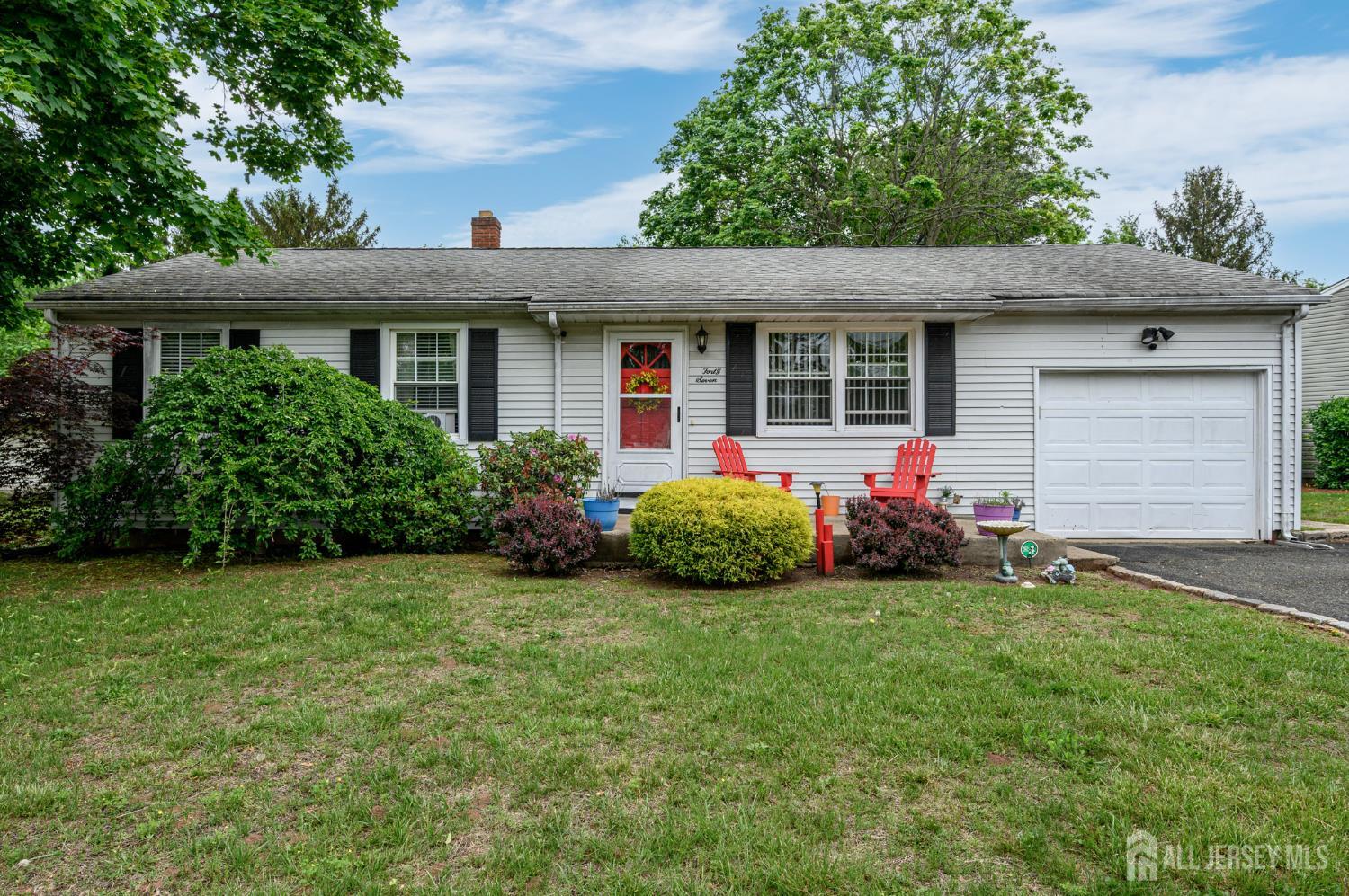 47 Brandywine Circle, Piscataway, New Jersey image 1