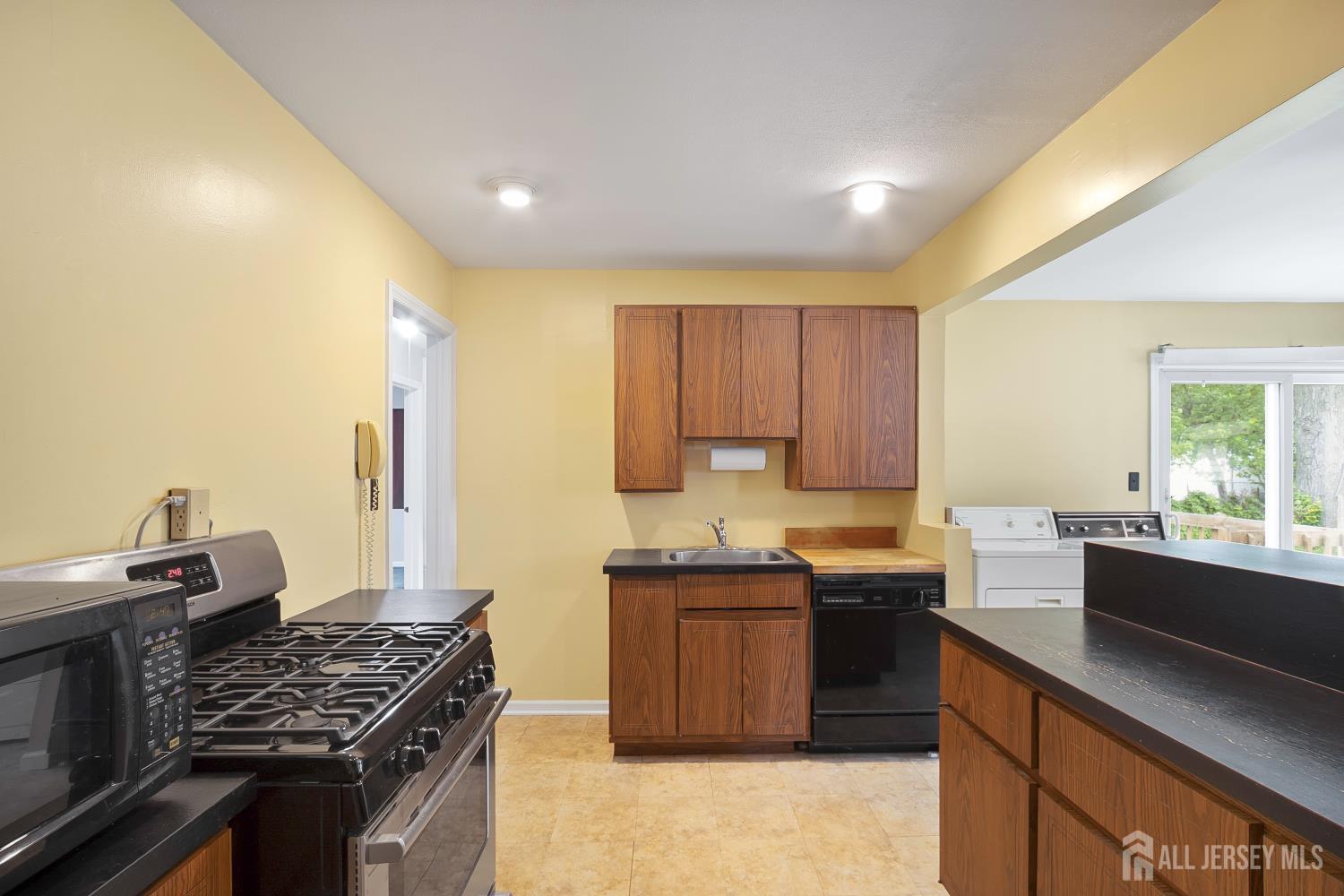3 Seymour Avenue, Edison, New Jersey image 7