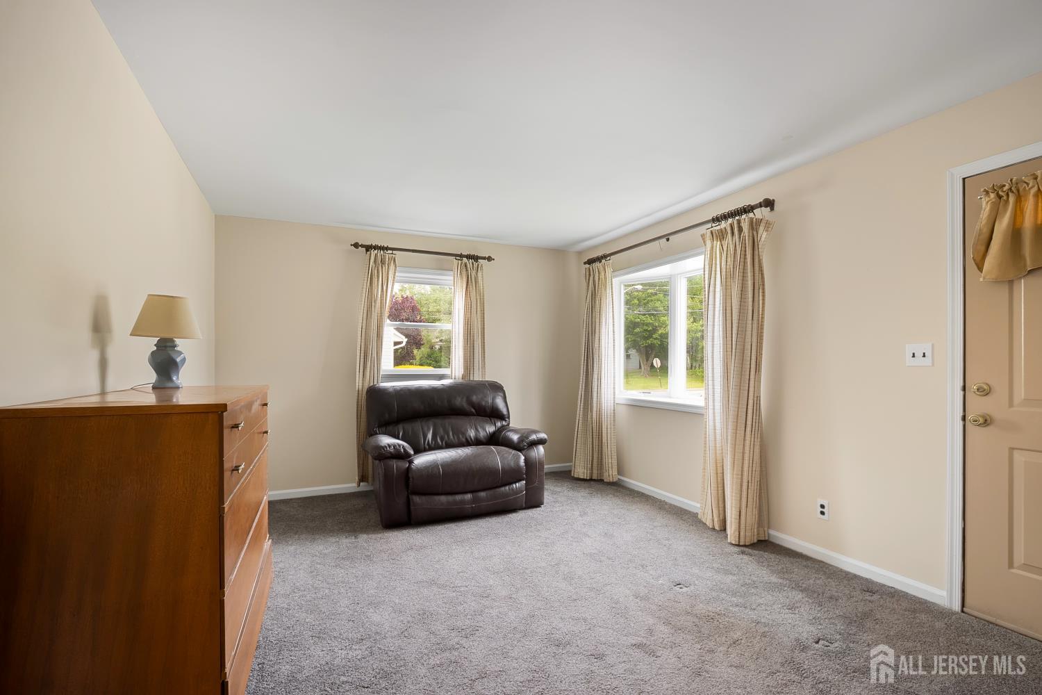 3 Seymour Avenue, Edison, New Jersey image 3