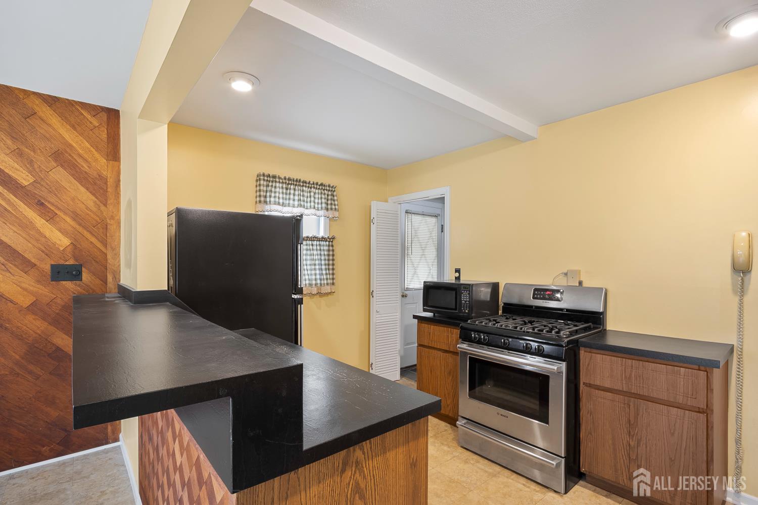 3 Seymour Avenue, Edison, New Jersey image 6