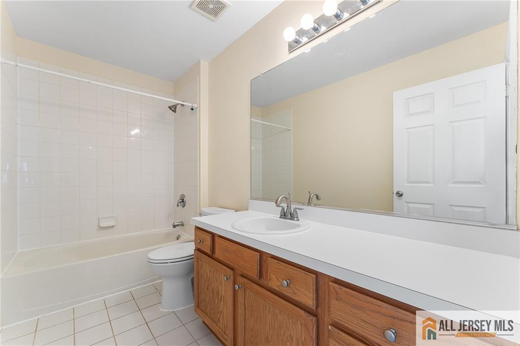 12 Hawk Court, East Brunswick, New Jersey image 35