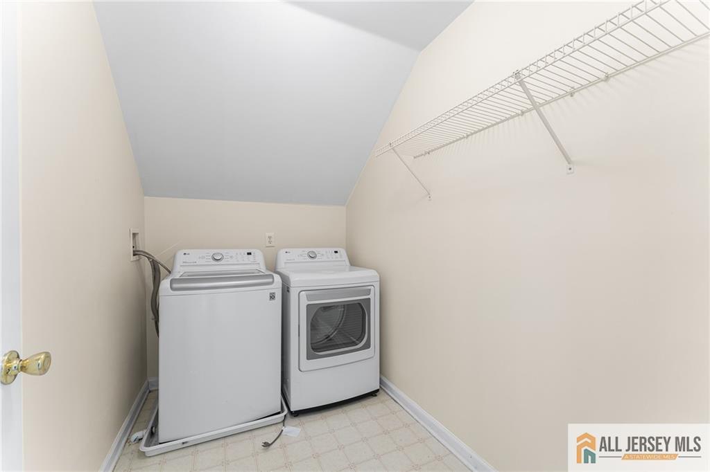 12 Hawk Court, East Brunswick, New Jersey image 36