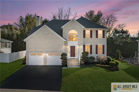 12 Hawk Court, East Brunswick, NJ 08816 - MLS#: 2561173M