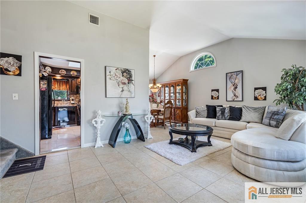 18 Kilmer Drive