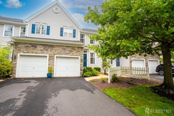 1604 YARROW CIR, DAYTON, NJ 08810 - Image f212ab79df091d14a6680c8fdd3be263/1250356375