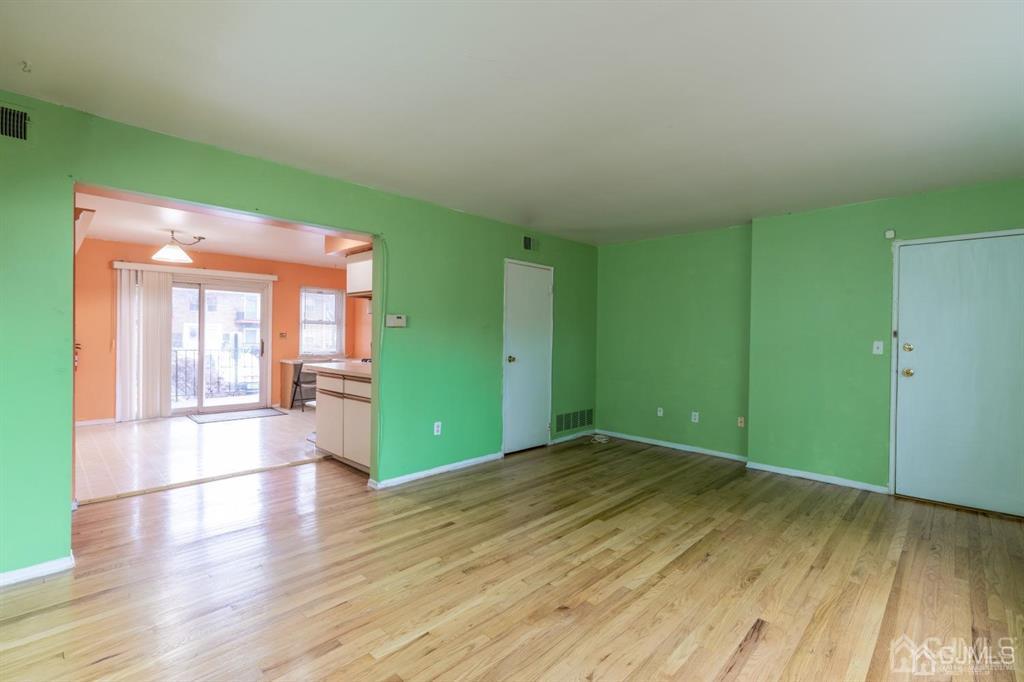 182 Evergreen Road #9A, Edison, New Jersey image 8
