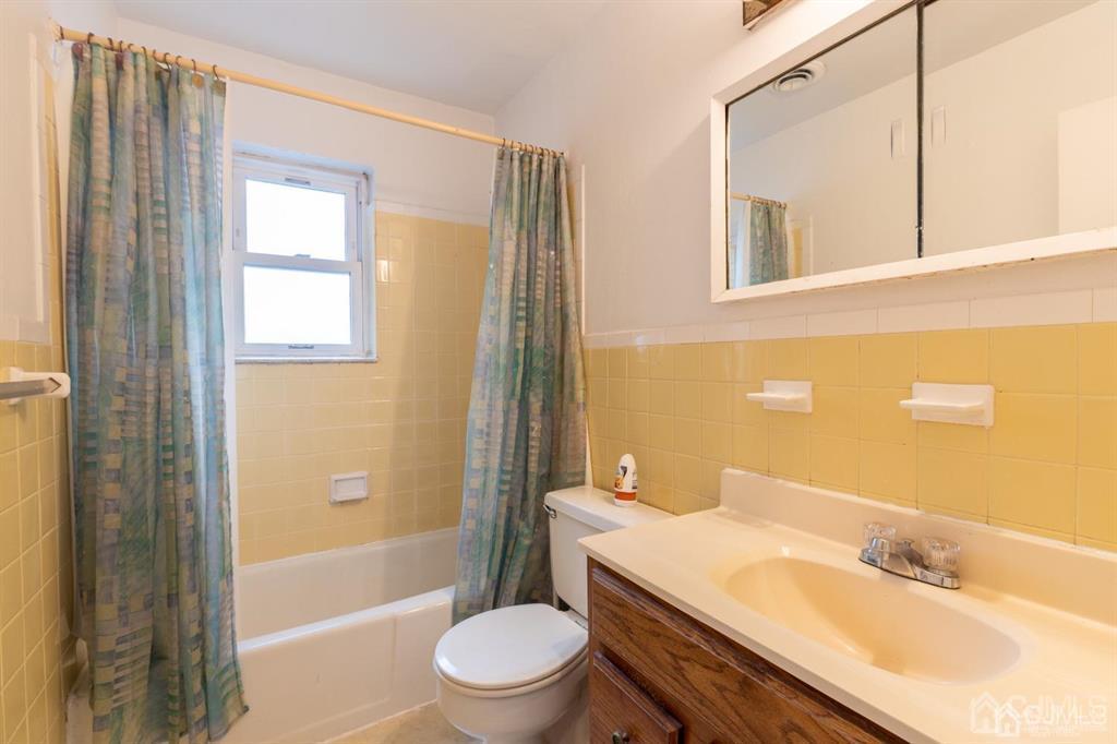 182 Evergreen Road #9A, Edison, New Jersey image 9