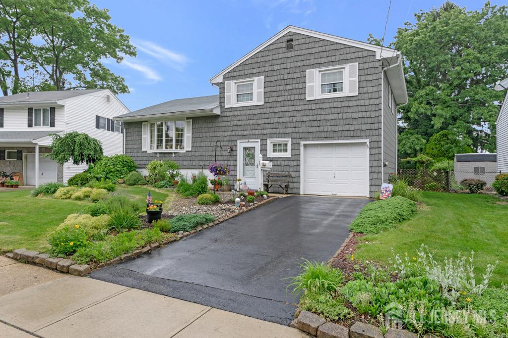 38 Foothills Drive, South River, New Jersey image 2