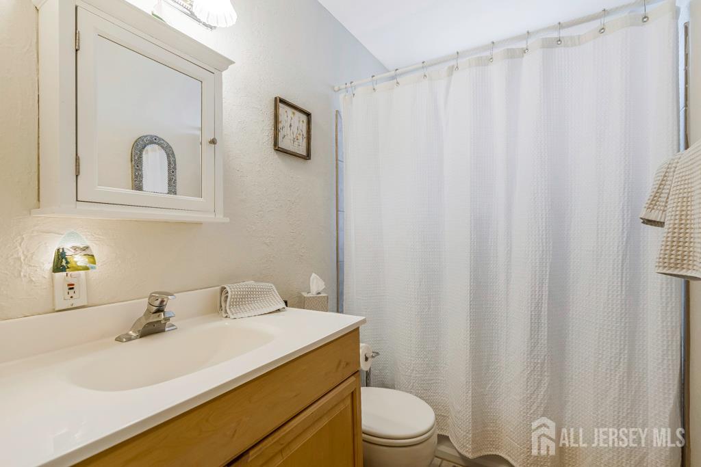 38 Foothills Drive, South River, New Jersey image 19