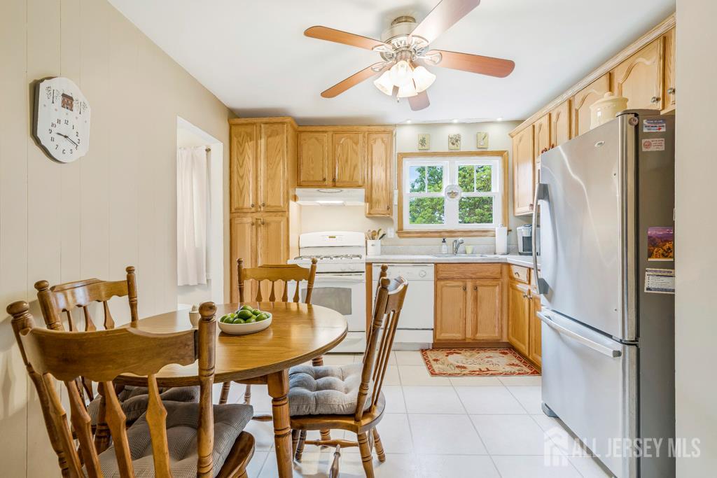 38 Foothills Drive, South River, New Jersey image 15
