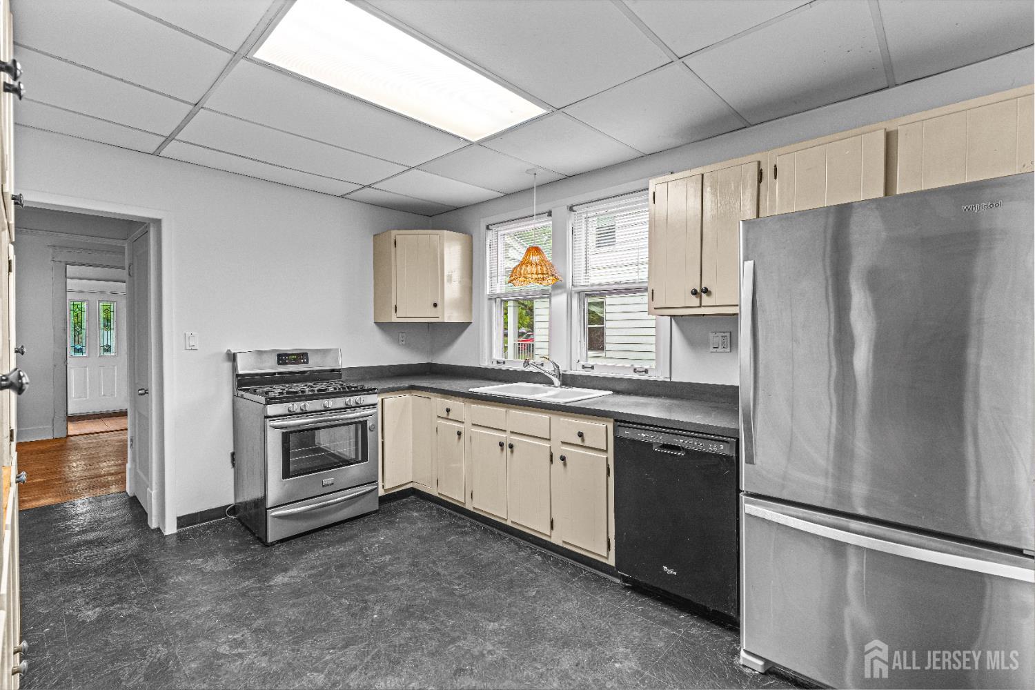 110 N 5th Avenue, Highland Park, New Jersey image 10