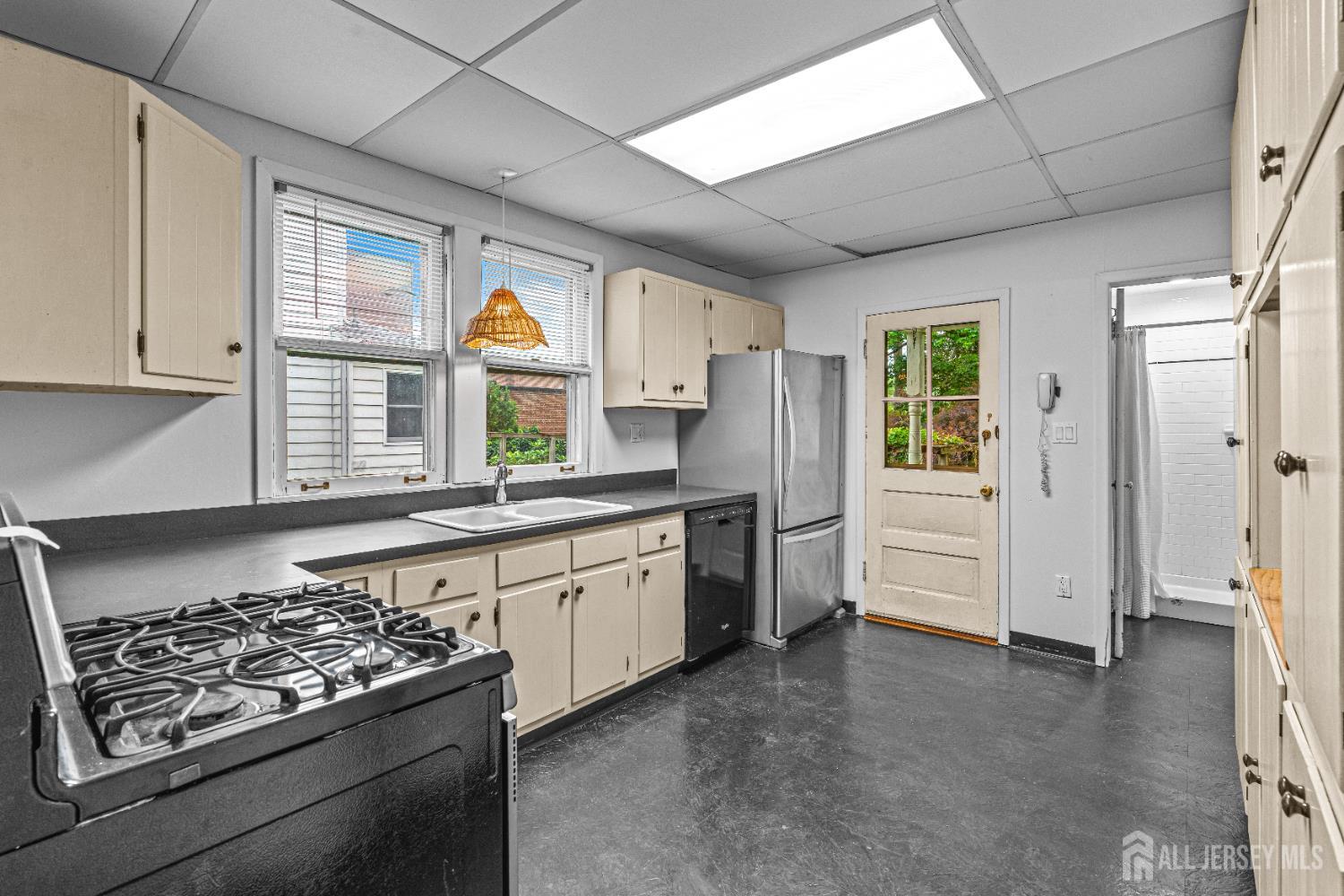 110 N 5th Avenue, Highland Park, New Jersey image 11