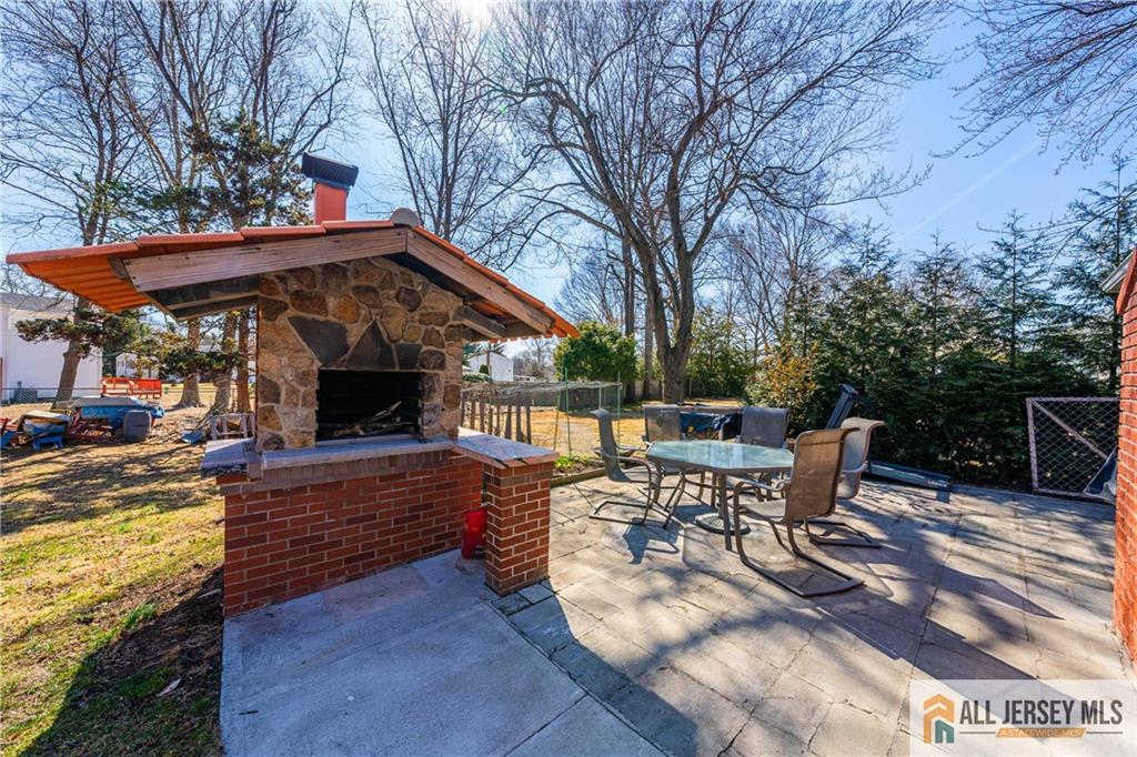7 Madaline Drive, Edison, New Jersey image 20