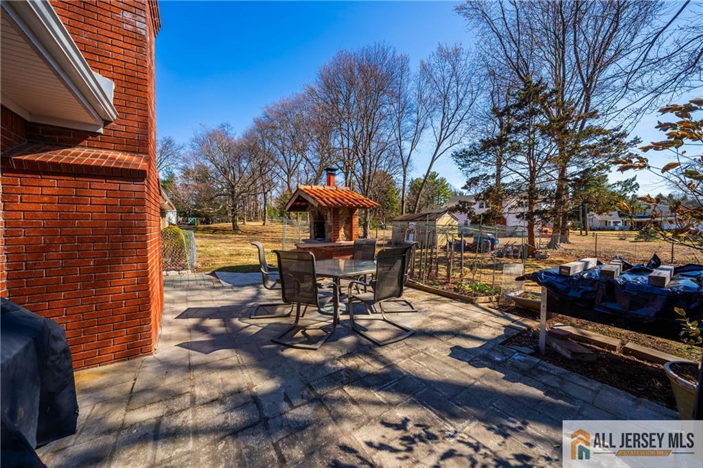 7 Madaline Drive, Edison, New Jersey image 22